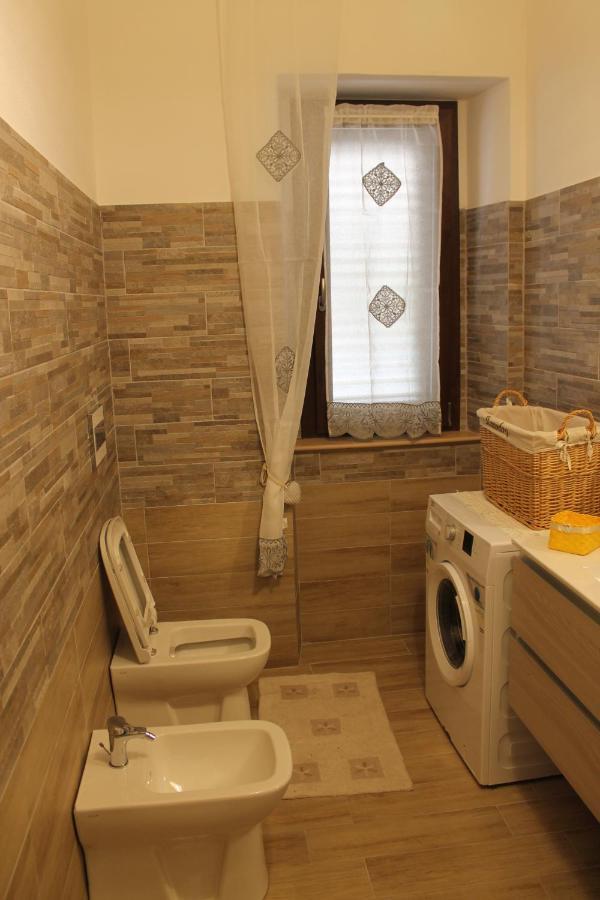 Casa Vacanze Nonna Nunzia Villa Bosa Exteriör bild